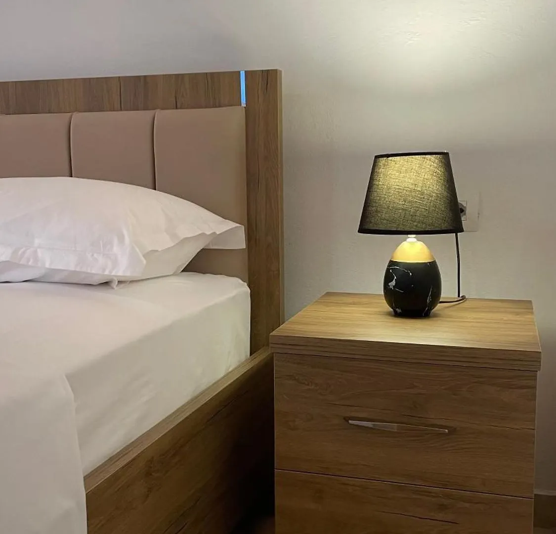 Meroli Guesthouse - Unesco Quarter Berat
