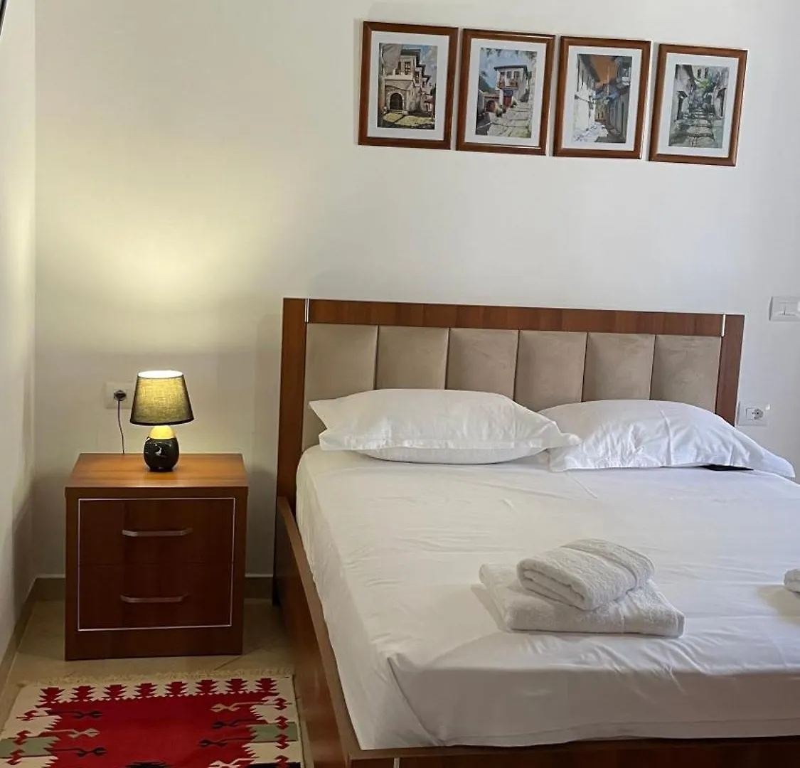 Guest house Meroli Guesthouse - Unesco Quarter Berat