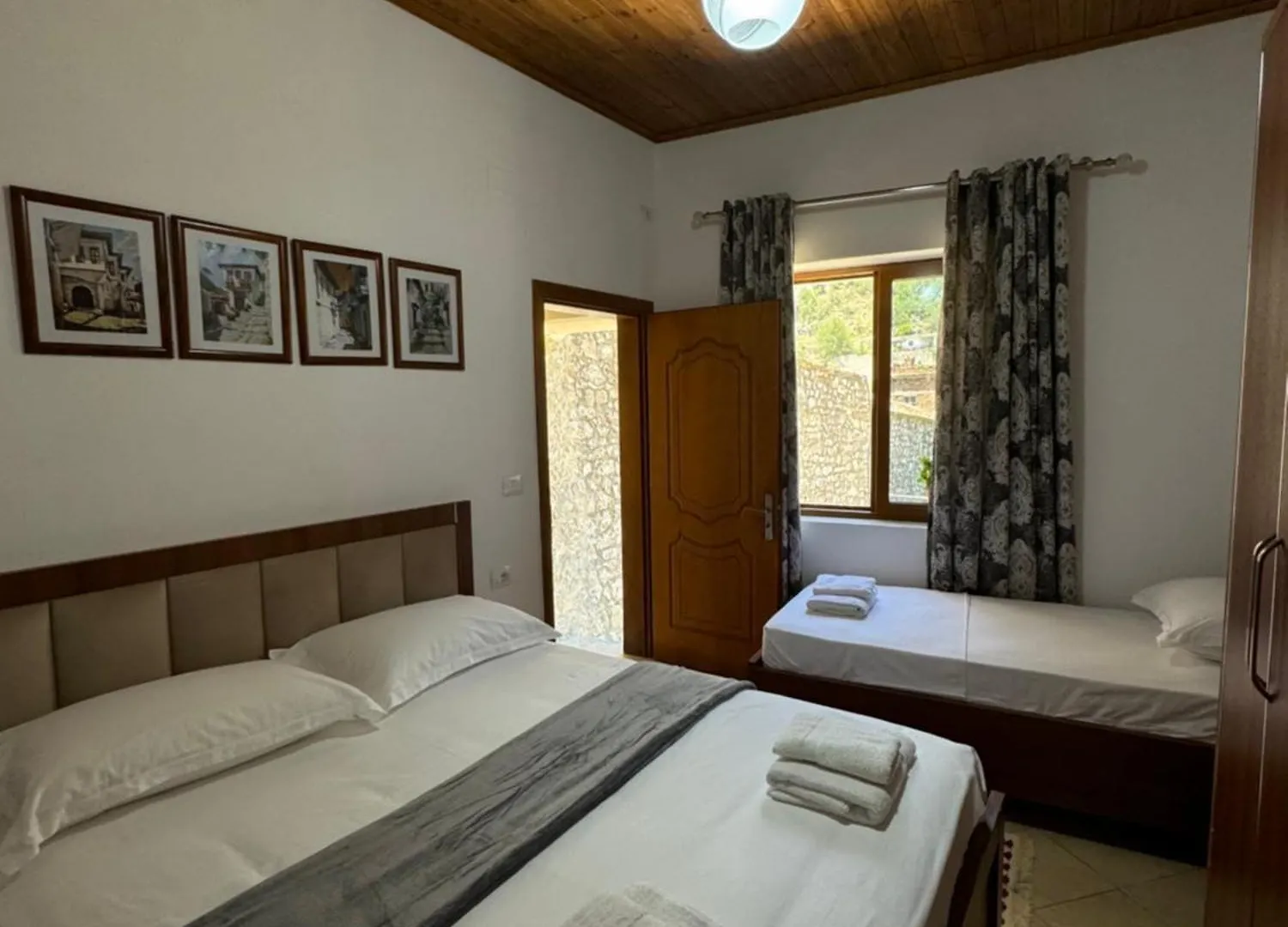 Meroli Guesthouse - Unesco Quarter Berat Guest house