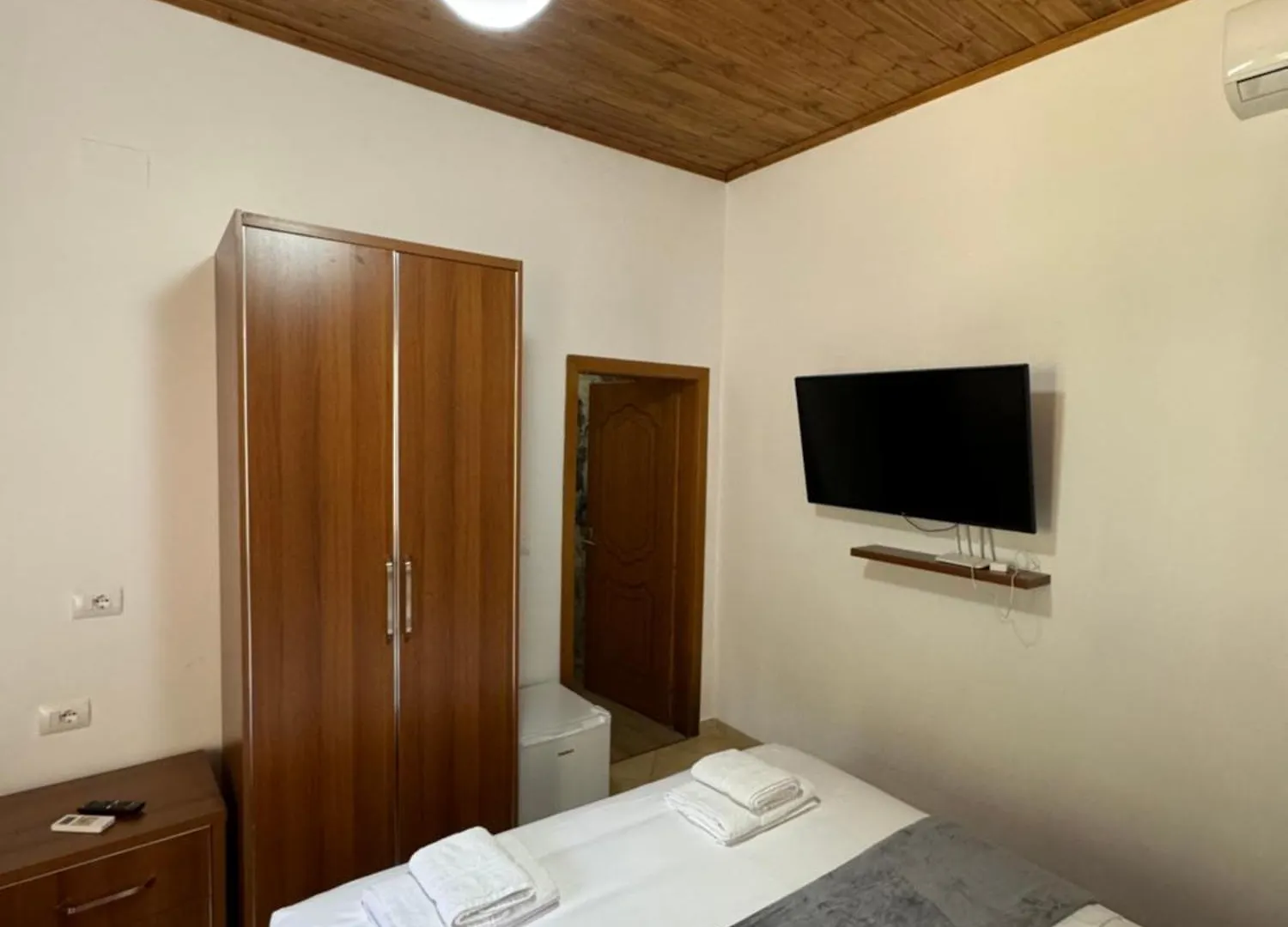 Meroli Guesthouse - Unesco Quarter Berat