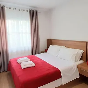 Comfy Apartment- Sunny Balcony , Tirana Albania