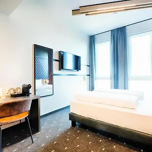 Nuernberg-west 3*, Nuremberg Germany